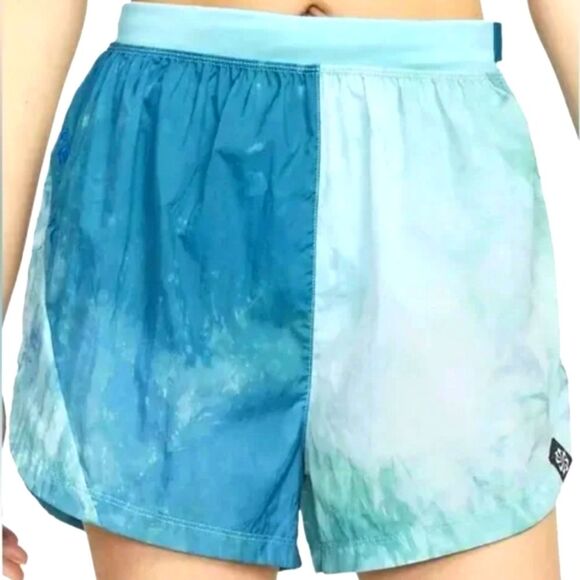 Nike MOVE TO ZERO Repel Women's Shorts NWT Blue Size XS - Picture 1 of 7
